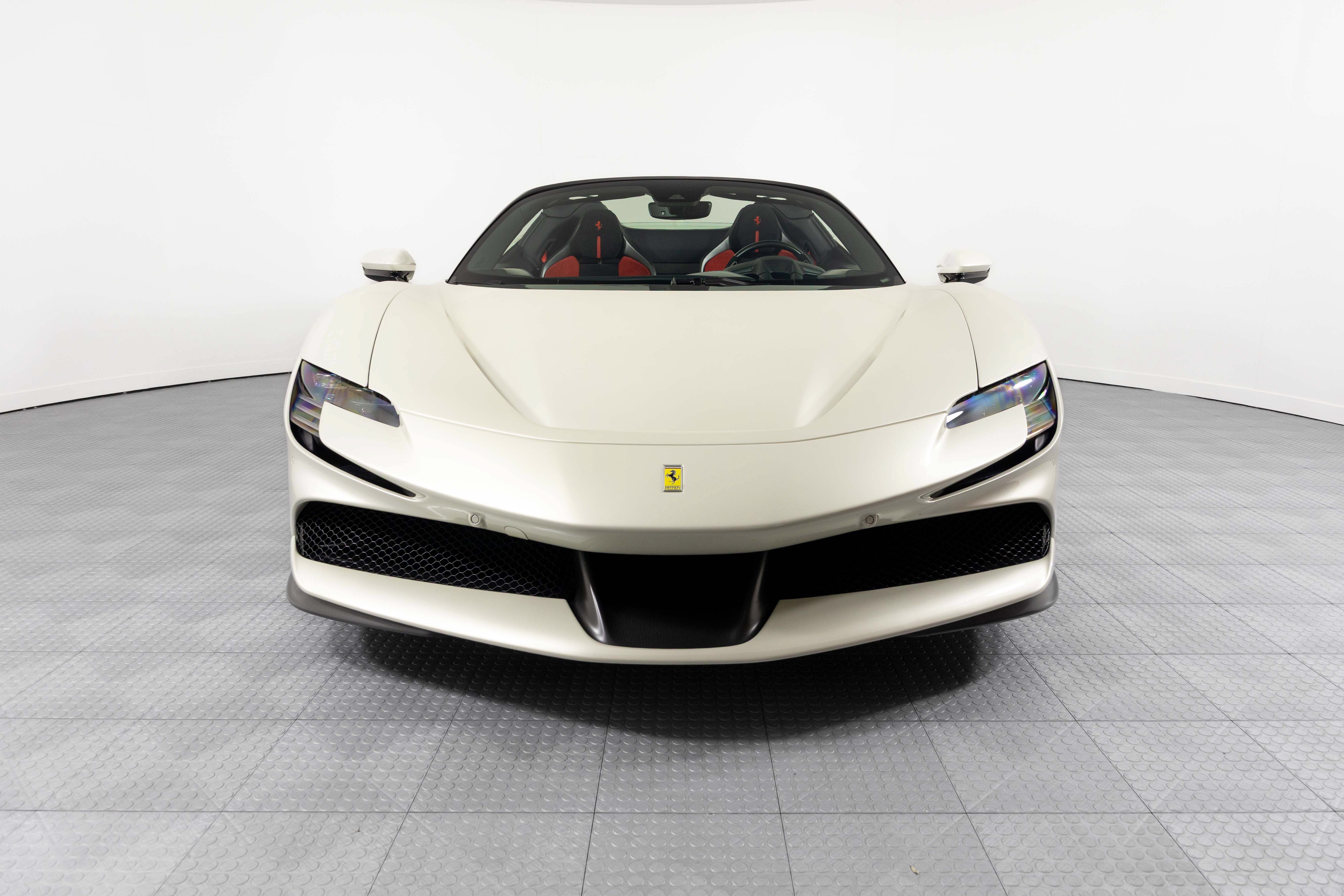 Certified 2025 Ferrari SF90 Spider AWD/4WD image 19