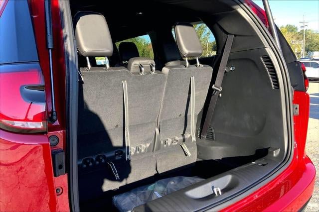 New 2026 Chrysler Pacifica Select w/ S Appearance Package FWD image 34