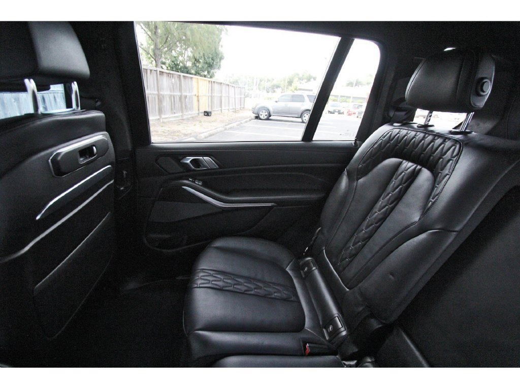 Used 2024 BMW X7 M60i w/ M Sport Professional Package AWD/4WD image 12