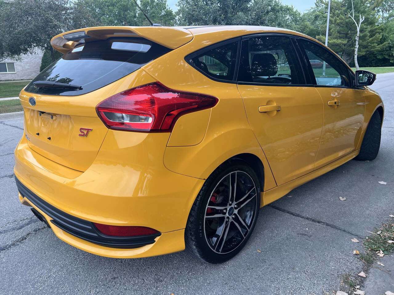 Used 2016 Ford Focus ST image 8