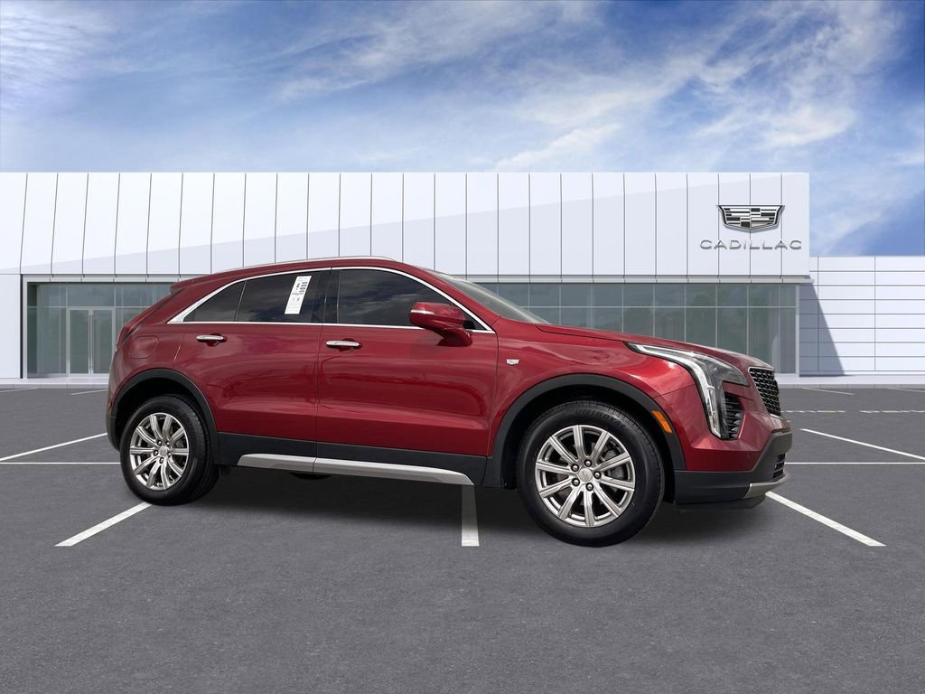 Used 2023 Cadillac XT4 Premium Luxury image 1