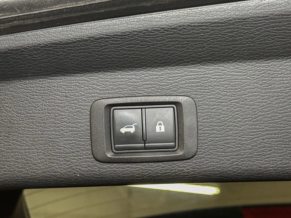 Used 2022 Mitsubishi Outlander SE AWD/4WD image 22