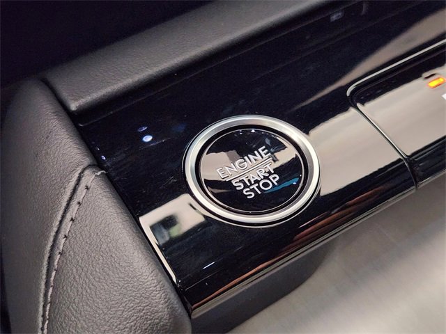 New 2025 Lincoln Navigator L Reserve w/ Jet Appearance Package image 19