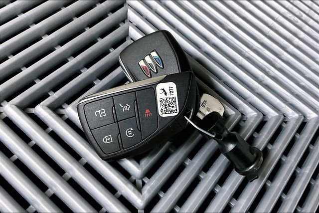 Used 2025 Buick Enclave Sport Touring image 11