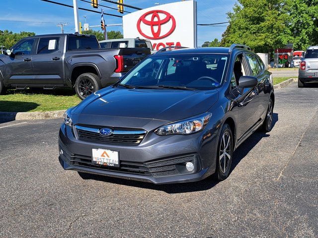 Used 2022 Subaru Impreza 2.0i Premium AWD/4WD image 3