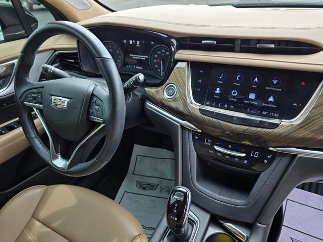 Used 2021 Cadillac XT6 Premium Luxury w/ Platinum Package AWD/4WD image 11