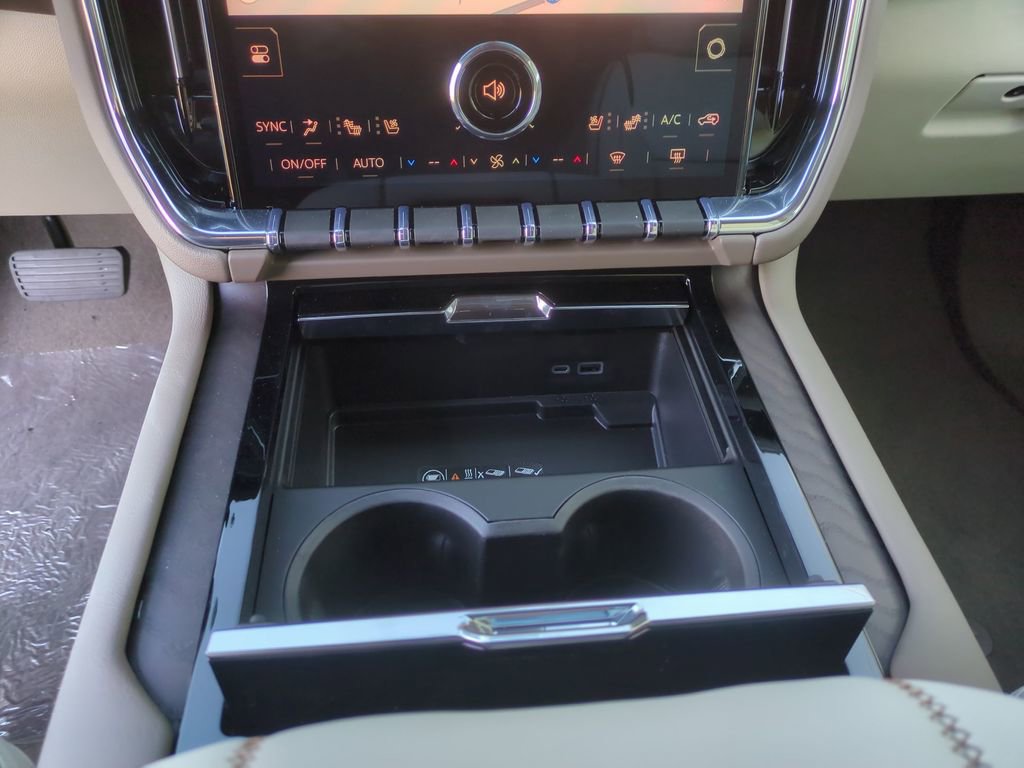 New 2026 GMC Yukon Denali w/ Denali Reserve Package image 14