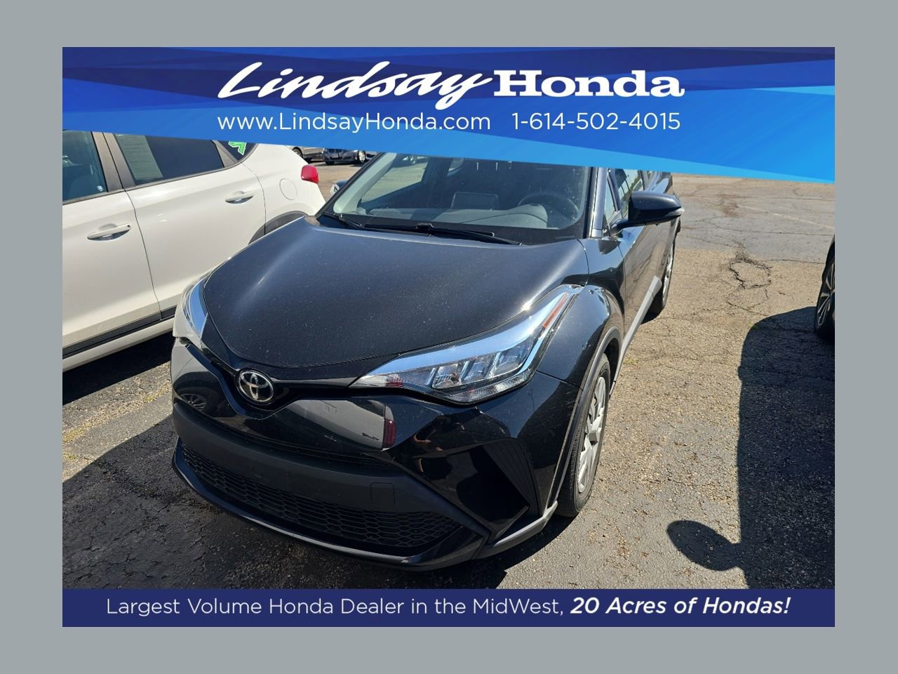 Used 2021 Toyota C-HR LE FWD image 1