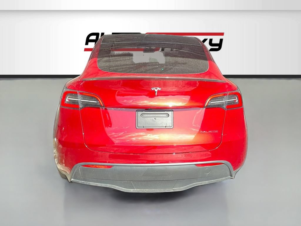 Used 2024 Tesla Model Y Performance AWD/4WD image 6