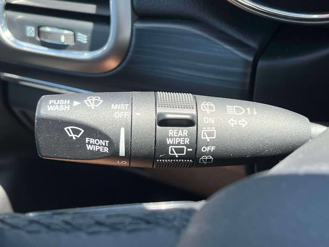 Used 2020 Jeep Grand Cherokee Limited AWD/4WD image 14