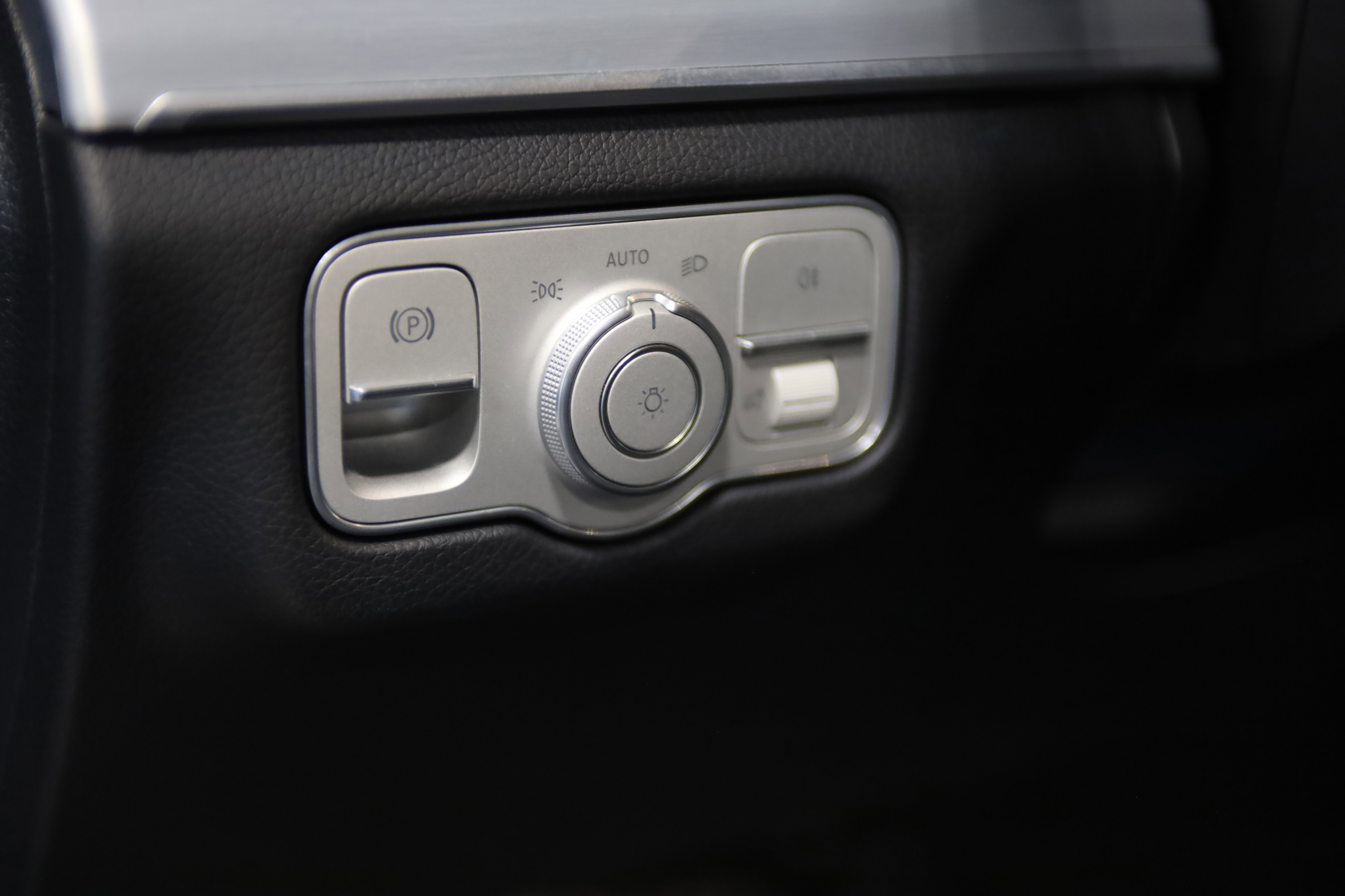 Used 2024 Mercedes-Benz GLS 450 4MATIC image 20