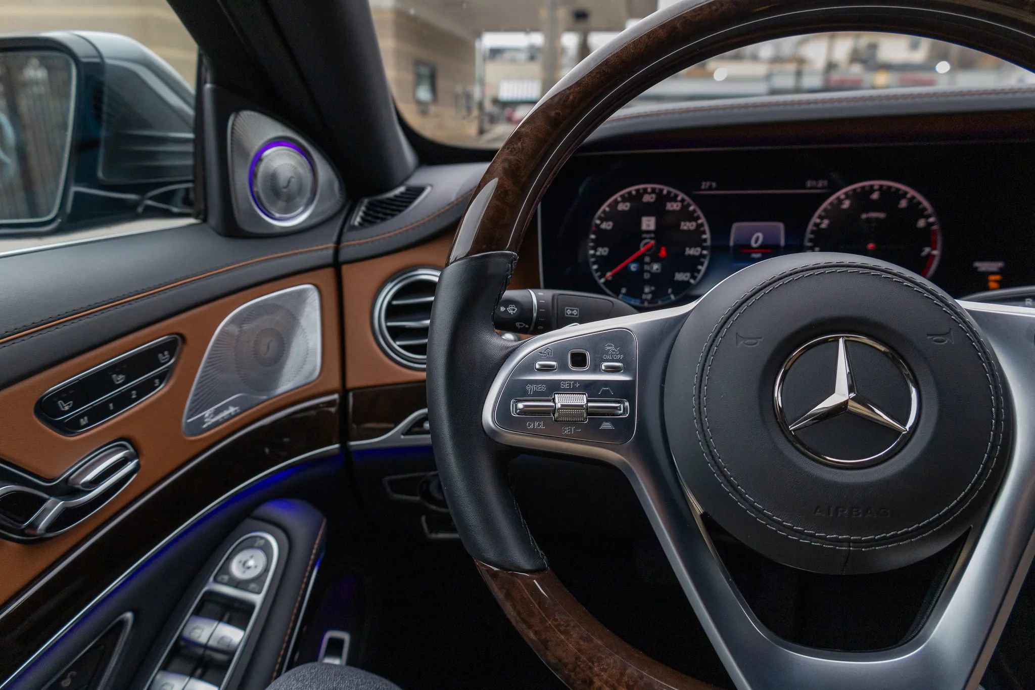 Used 2018 Mercedes-Benz Maybach S 560 4MATIC image 44