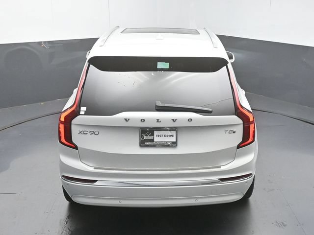 Used 2026 Volvo XC90 T8 Plus w/ Protection Package Premier AWD/4WD image 48