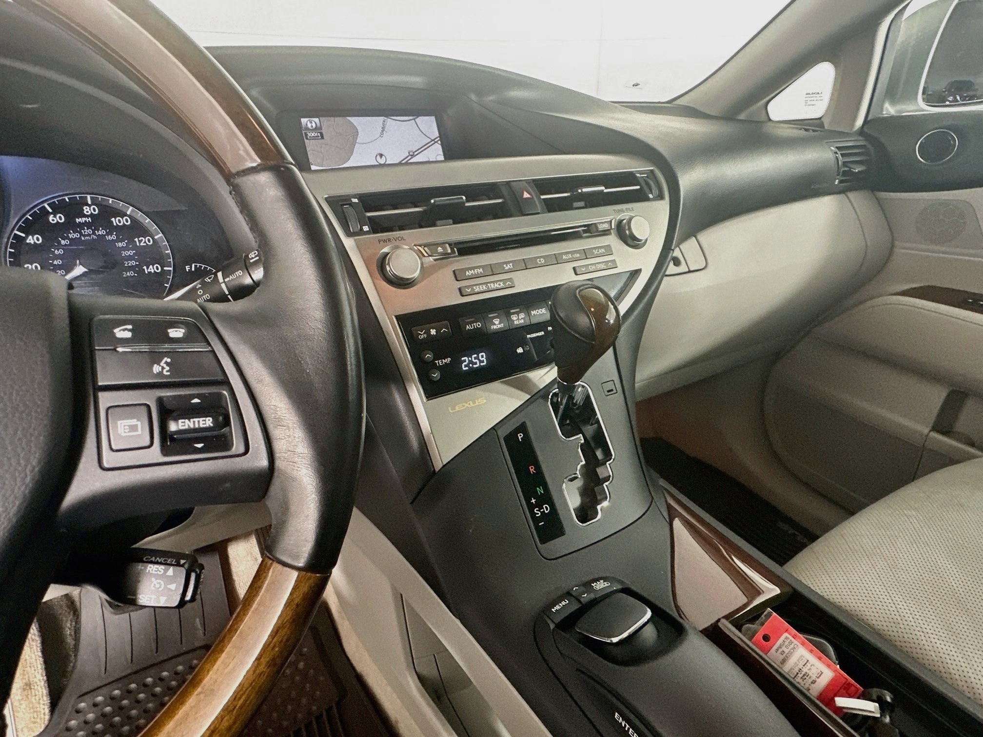 Used 2010 Lexus RX 350 AWD w/ Premium Pkg image 24