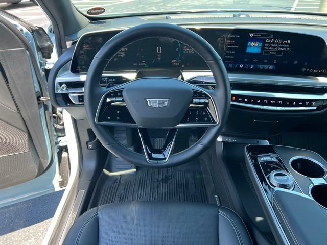 Used 2024 Cadillac Lyriq Luxury w/ LPO, Floor Liner Package AWD/4WD image 14