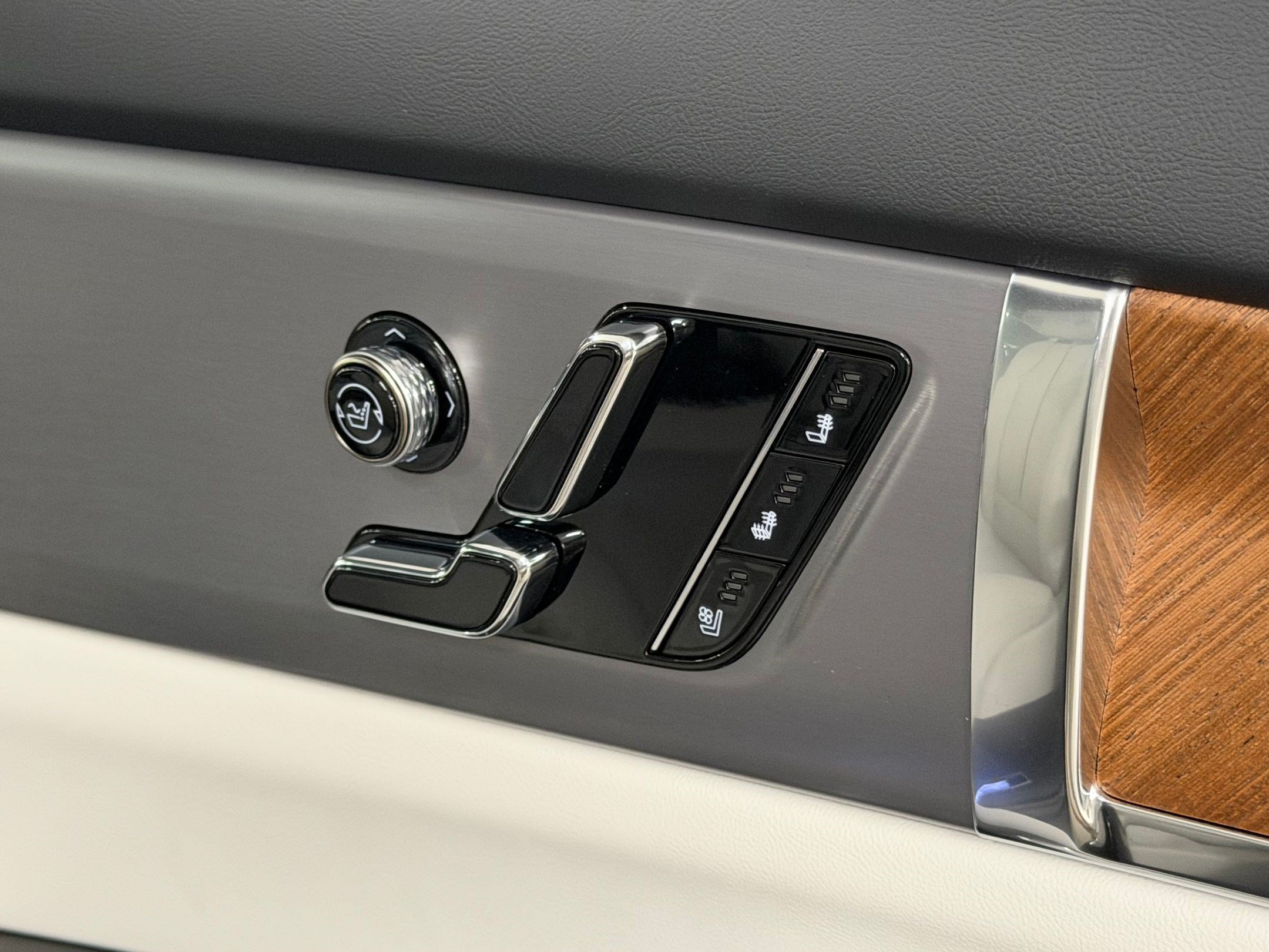 New 2027 Cadillac Vistiq Sport AWD/4WD image 54