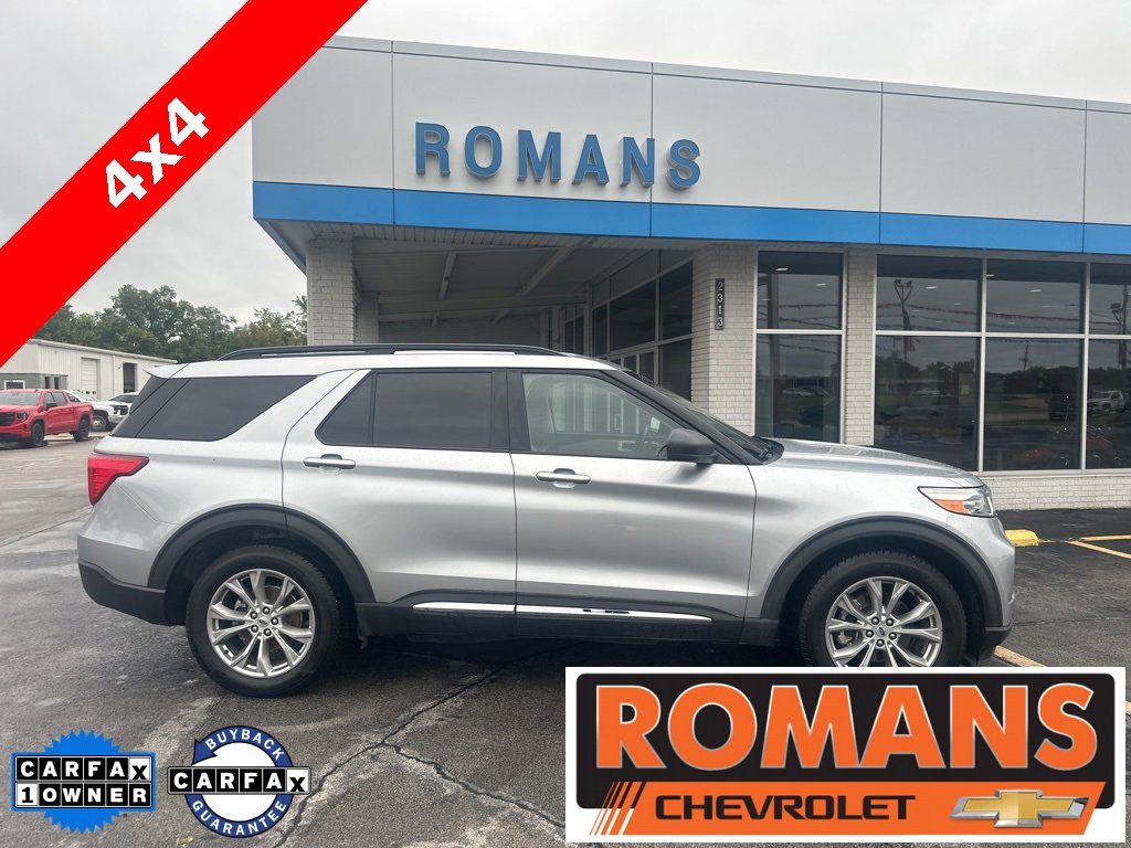 Used 2020 Ford Explorer XLT w/ Equipment Group 202A image 2
