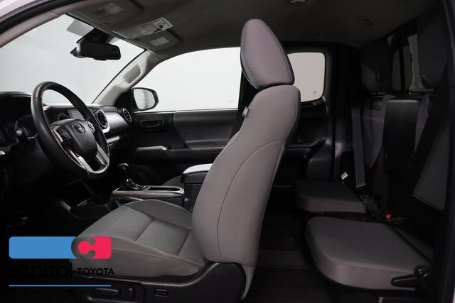 Certified 2022 Toyota Tacoma SR5 AWD/4WD image 29