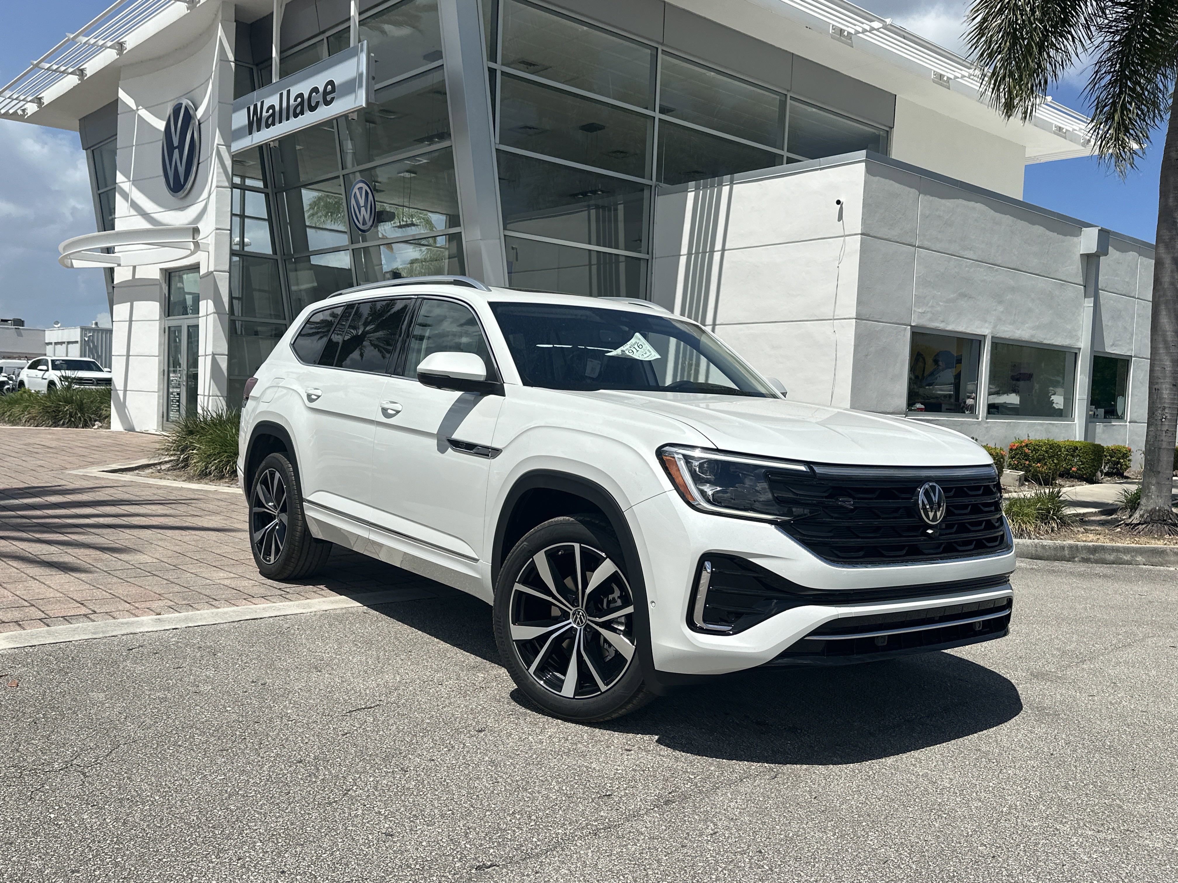New 2026 Volkswagen Atlas SEL Premium R-Line image 1