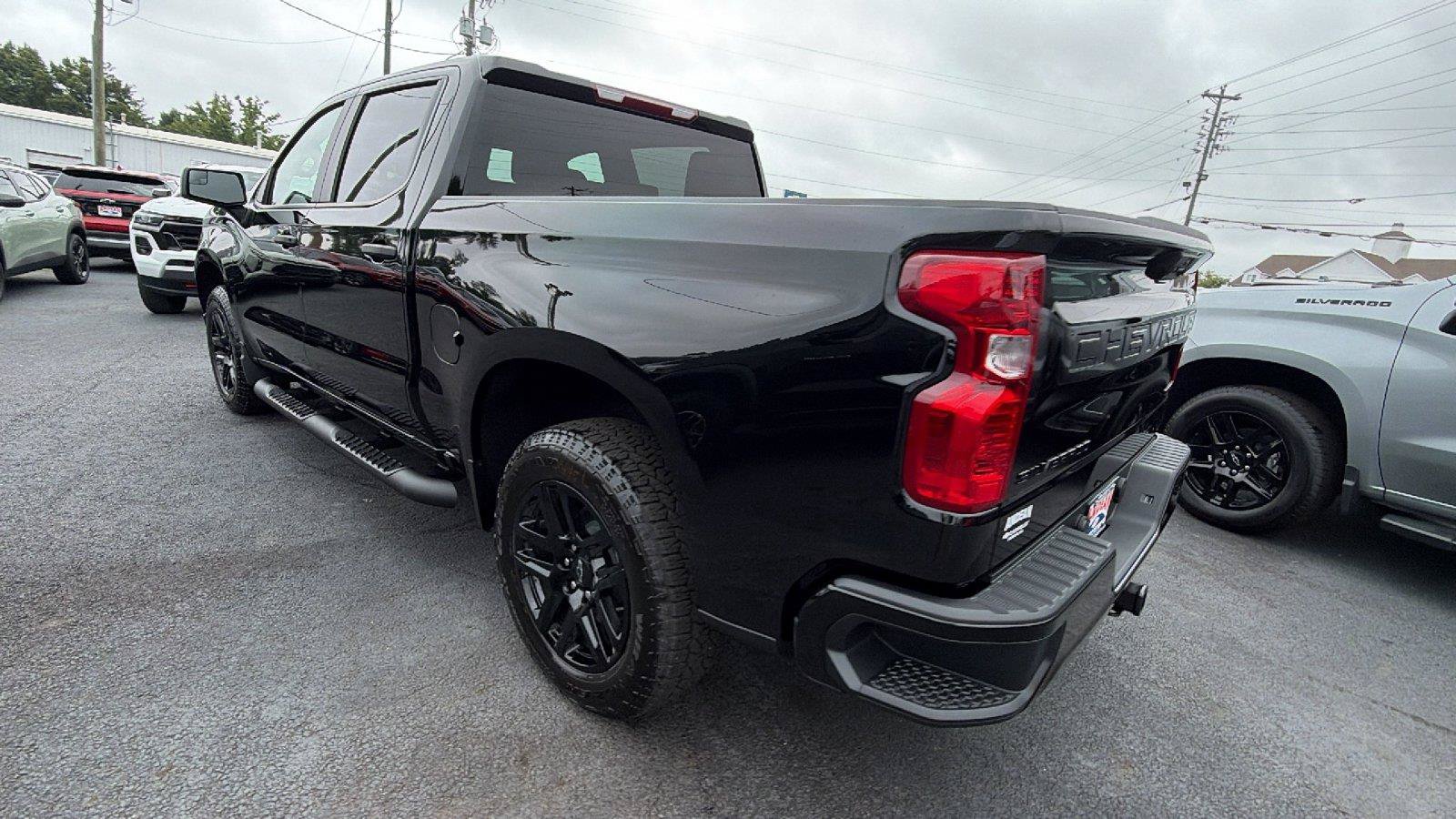 New 2026 Chevrolet Silverado 1500 Custom w/ Turbomax Blackout Package RWD image 7