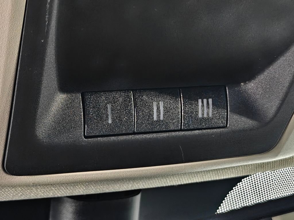 Used 2014 RAM 2500 Laramie w/ Convenience Group image 11