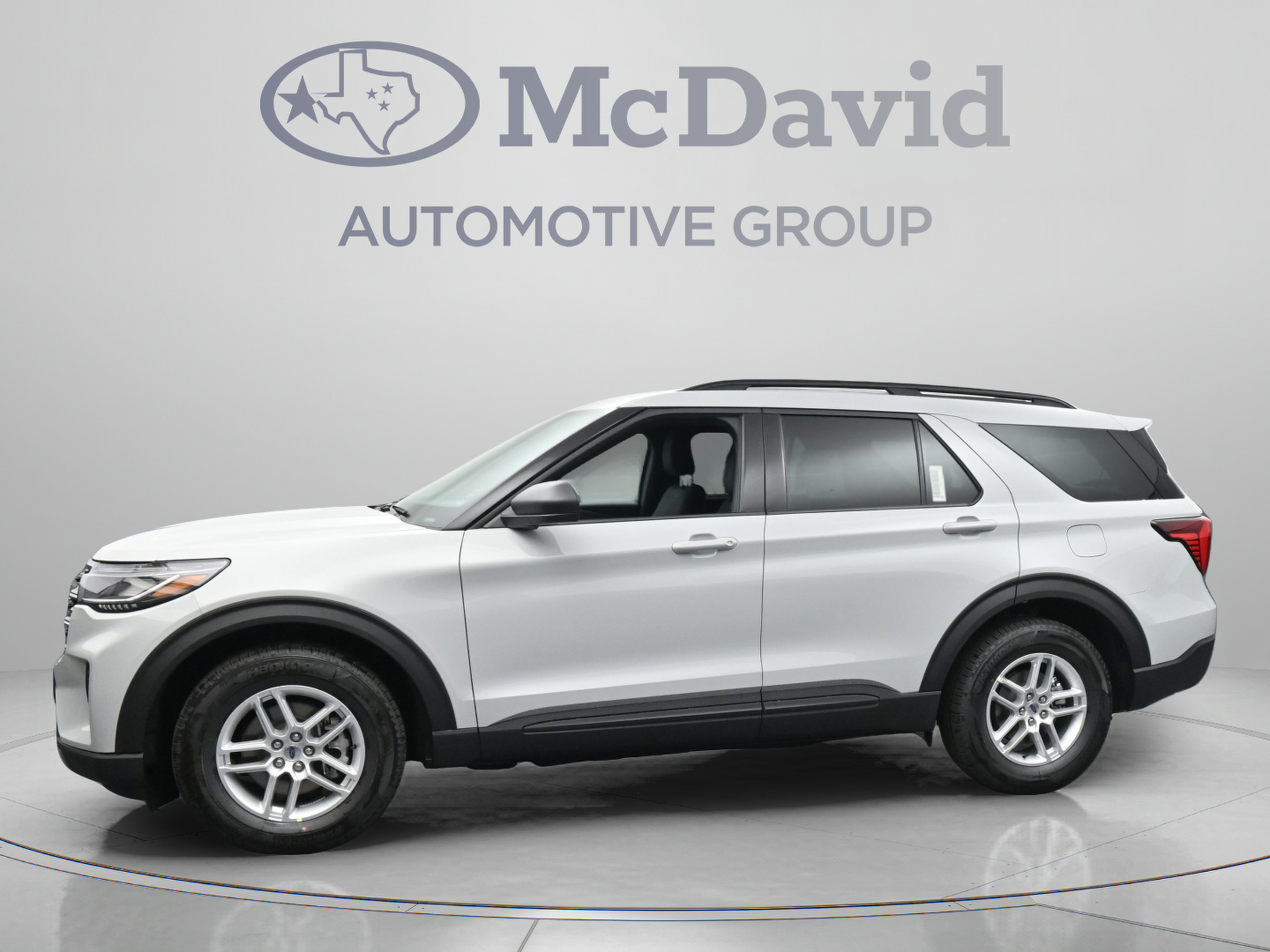 New 2027 Ford Explorer Active RWD image 5