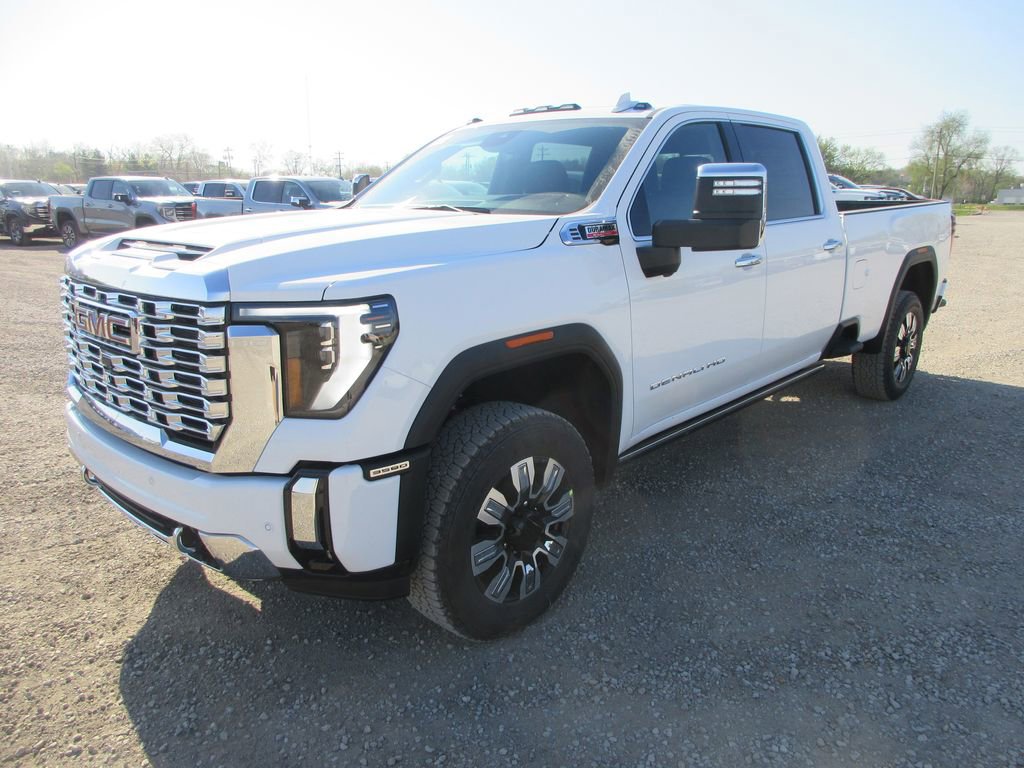 New 2026 GMC Sierra 3500 Denali w/ Denali Reserve Package AWD/4WD image 11