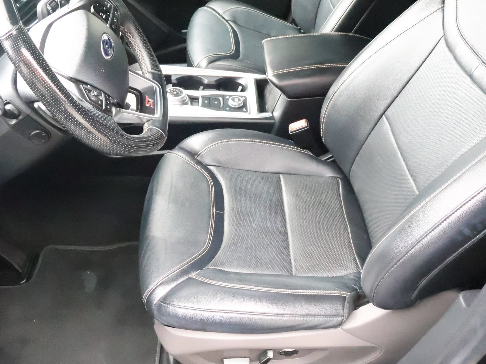 Used 2020 Ford Explorer ST w/ Premium Technology Package AWD/4WD image 26
