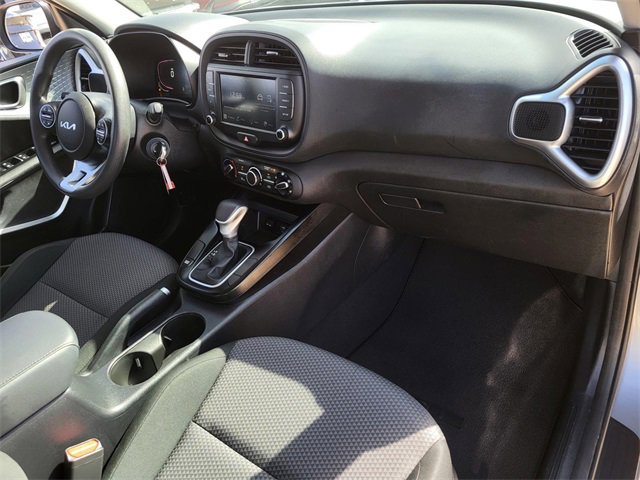 Used 2024 Kia Soul LX w/ Option Group 015 image 7