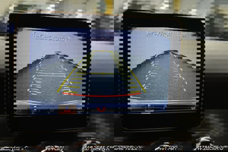 Used 2018 Mercedes-Benz GLA 250 4MATIC w/ Premium Package image 32