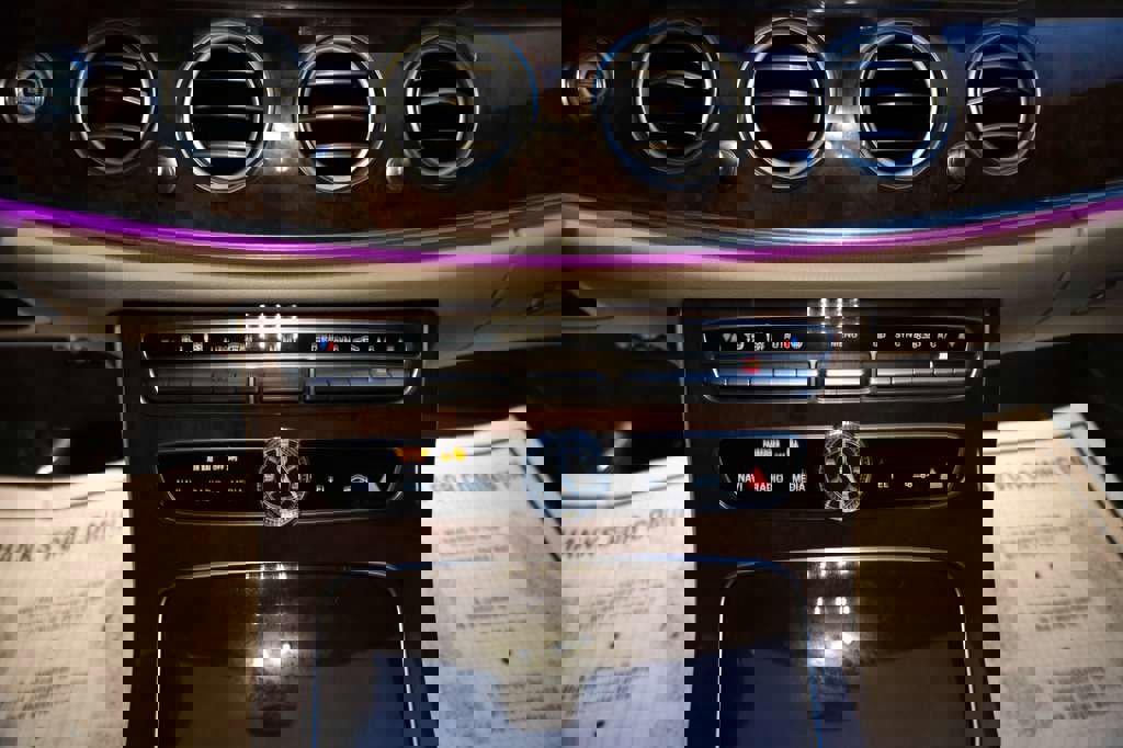 Used 2019 Mercedes-Benz E 300 4MATIC w/ Premium 1 Package image 29