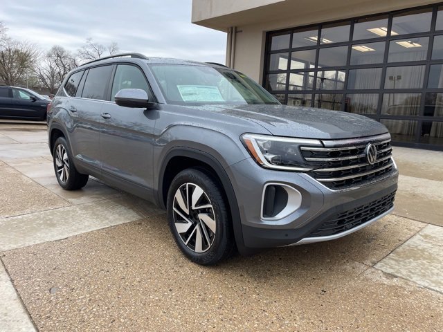 New 2025 Volkswagen Atlas SE image 1