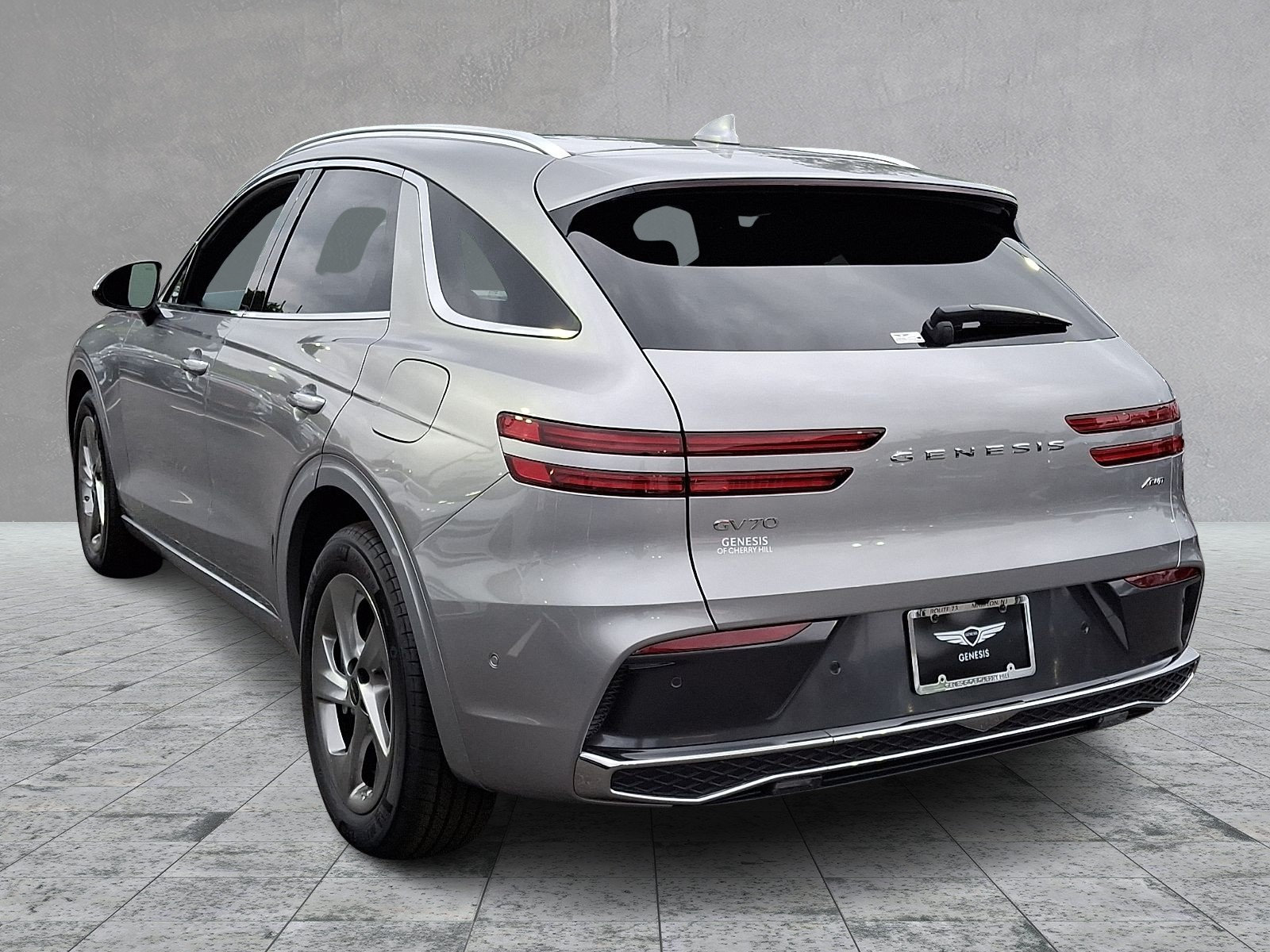 Used 2026 Genesis GV70 2.5T Advanced AWD/4WD image 4
