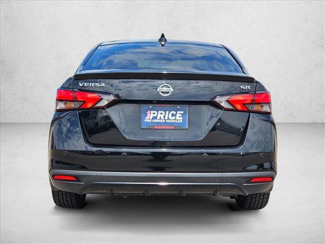 Used 2021 Nissan Versa SR FWD image 7