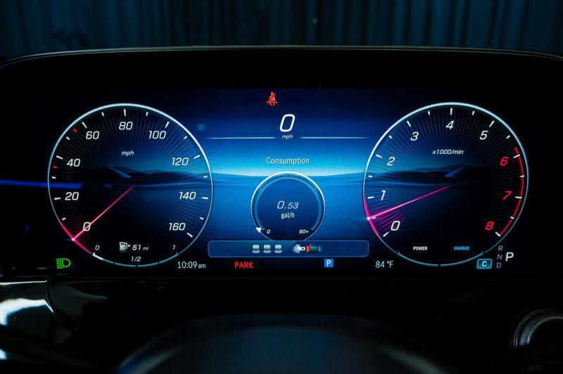 New 2026 Mercedes-Benz E 450 4MATIC Sedan image 17