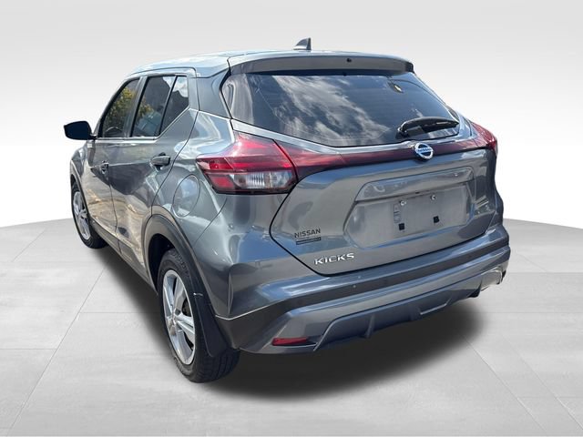 Used 2021 Nissan Kicks S FWD image 5
