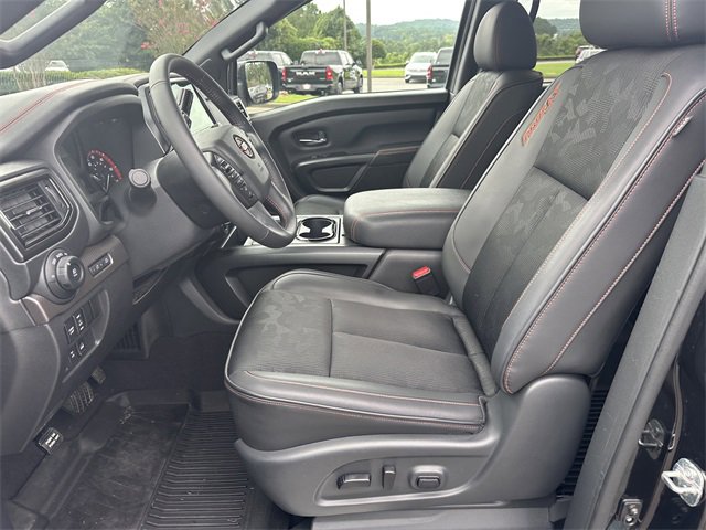 Used 2023 Nissan Titan PRO-4X w/ Pro-4x Utility Package image 9