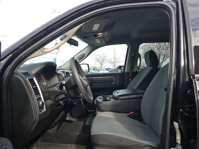 Used 2021 RAM 1500 Classic SLT image 22