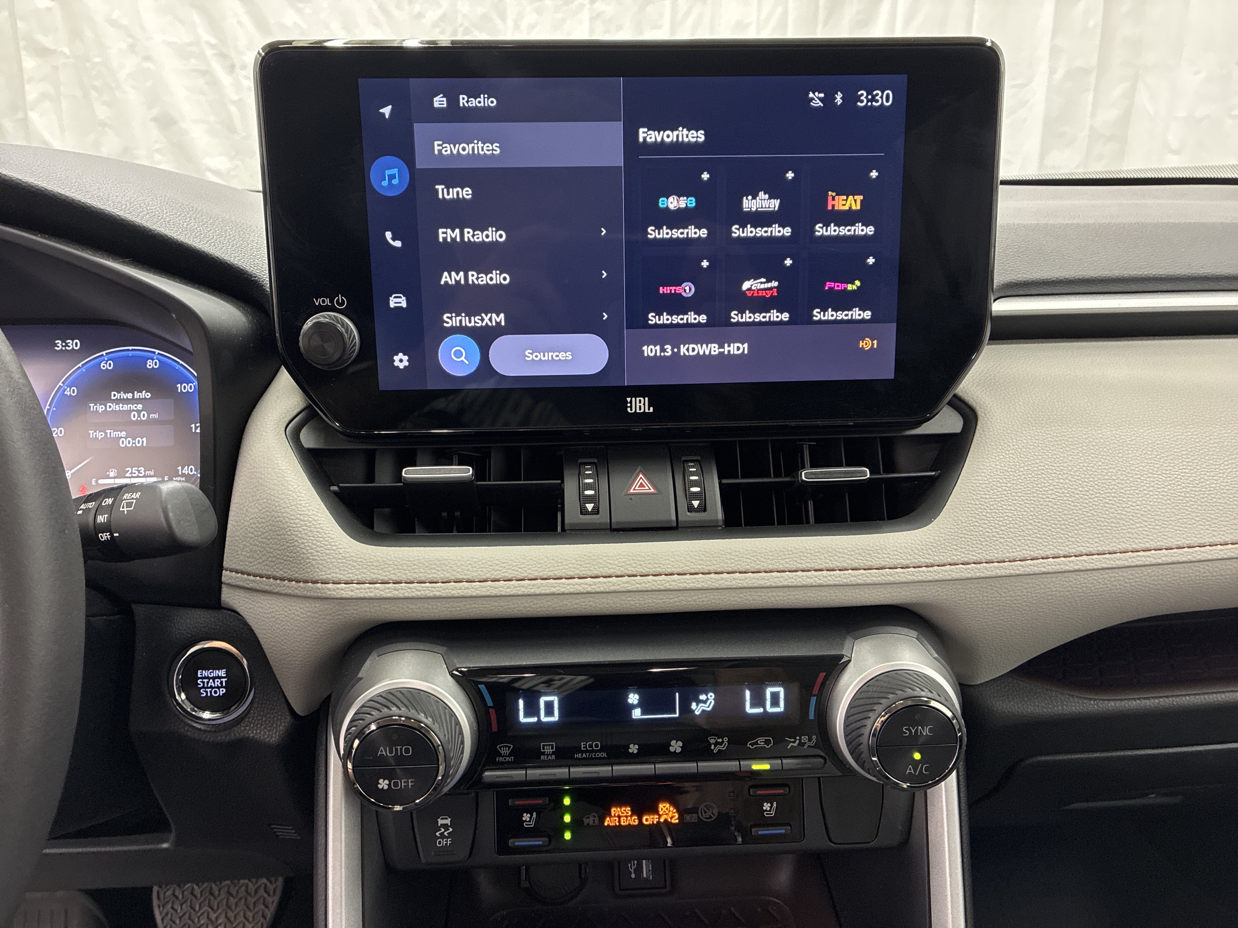 Used 2024 Toyota RAV4 Limited w/ Weather Package AWD/4WD image 25