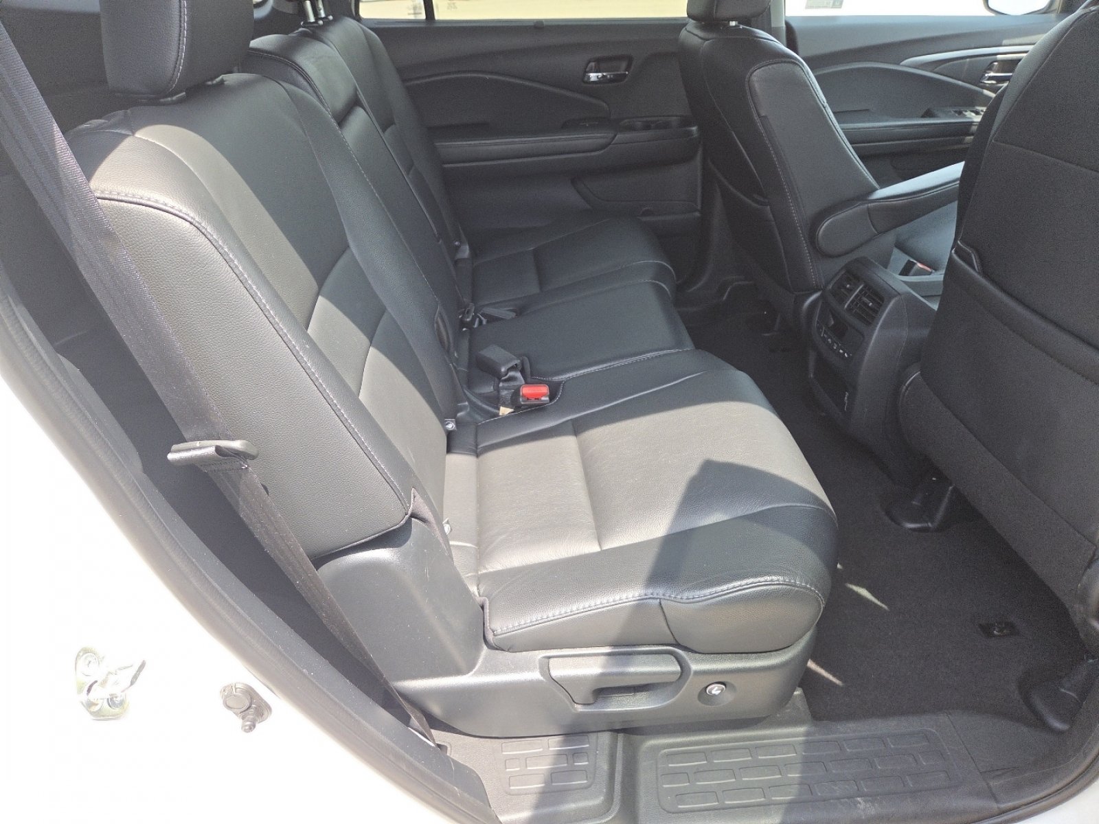 Used 2020 Honda Pilot EX-L image 22