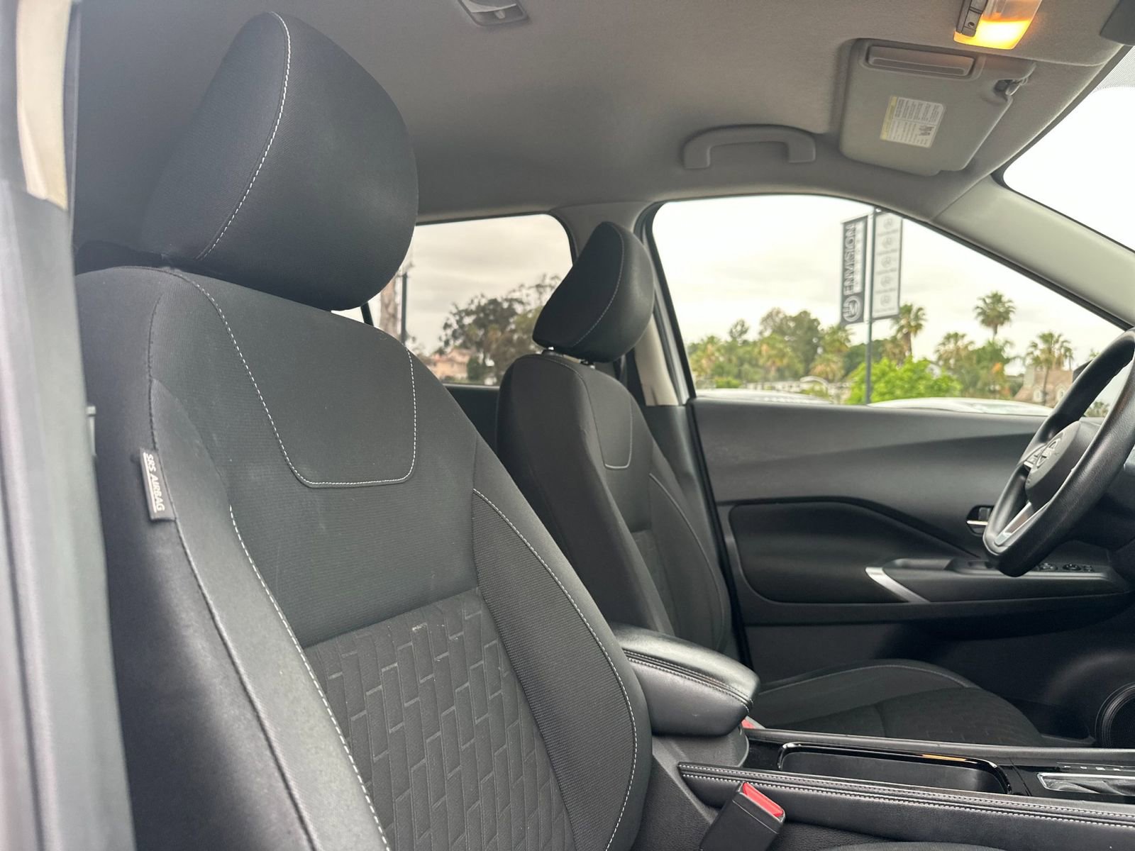 Used 2022 Nissan Kicks SV FWD image 16