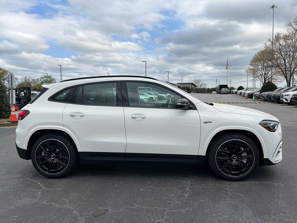 New 2026 Mercedes-Benz GLA 35 AMG 4MATIC image 8