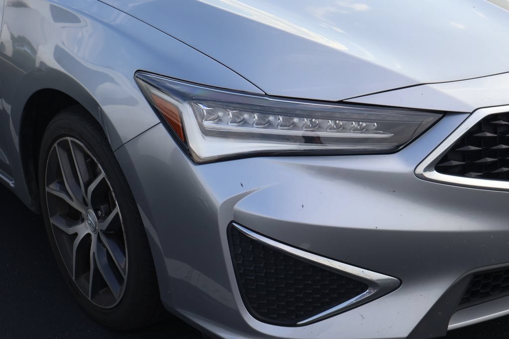 Used 2019 Acura ILX FWD image 4