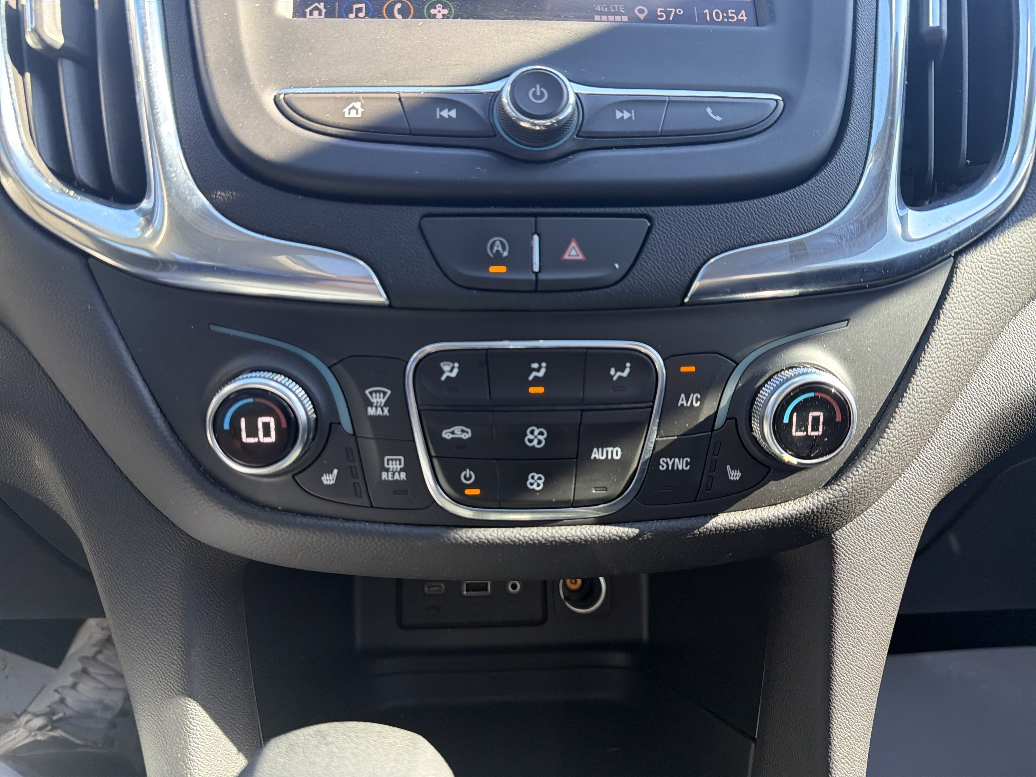 Used 2023 Chevrolet Equinox LT AWD/4WD image 26