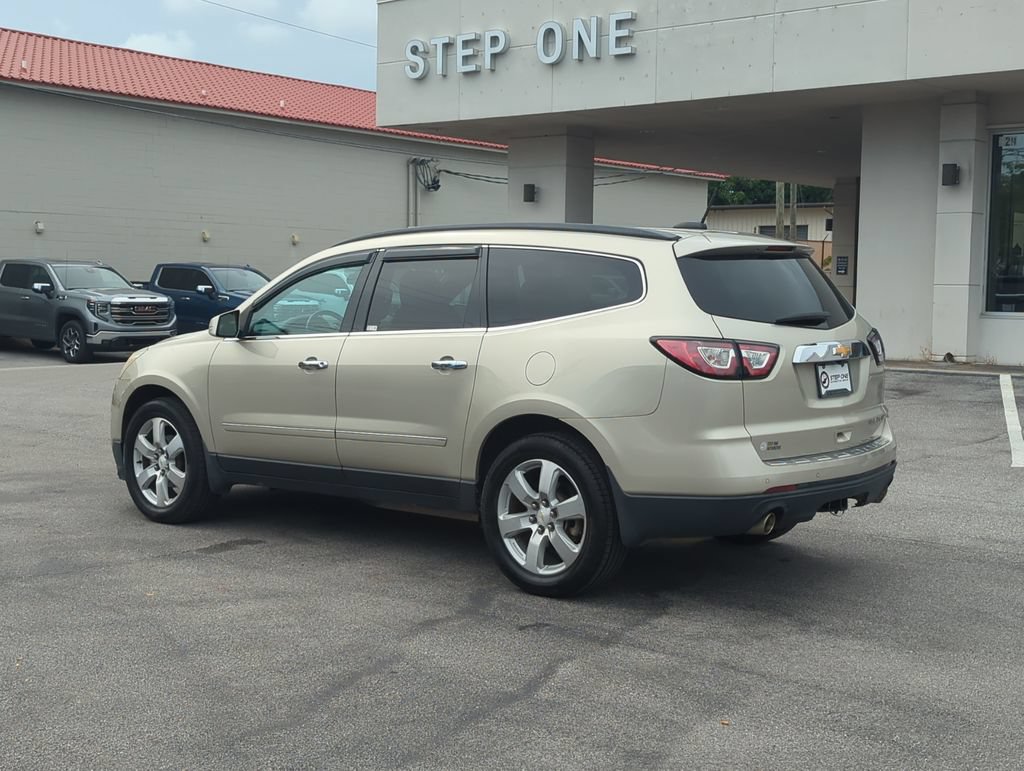 Used 2016 Chevrolet Traverse LTZ FWD image 4