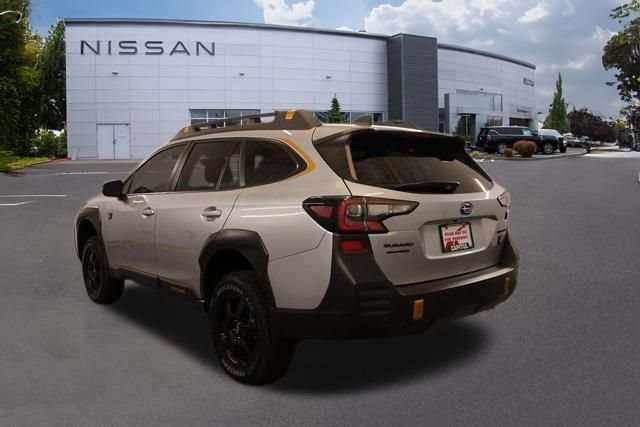 Used 2025 Subaru Outback Wilderness AWD/4WD image 6