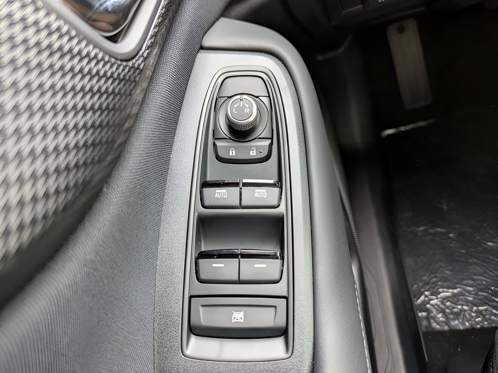 Used 2025 Subaru Outback Premium AWD/4WD image 22