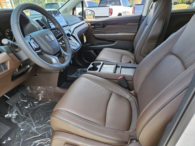 New 2026 Honda Odyssey Touring image 7