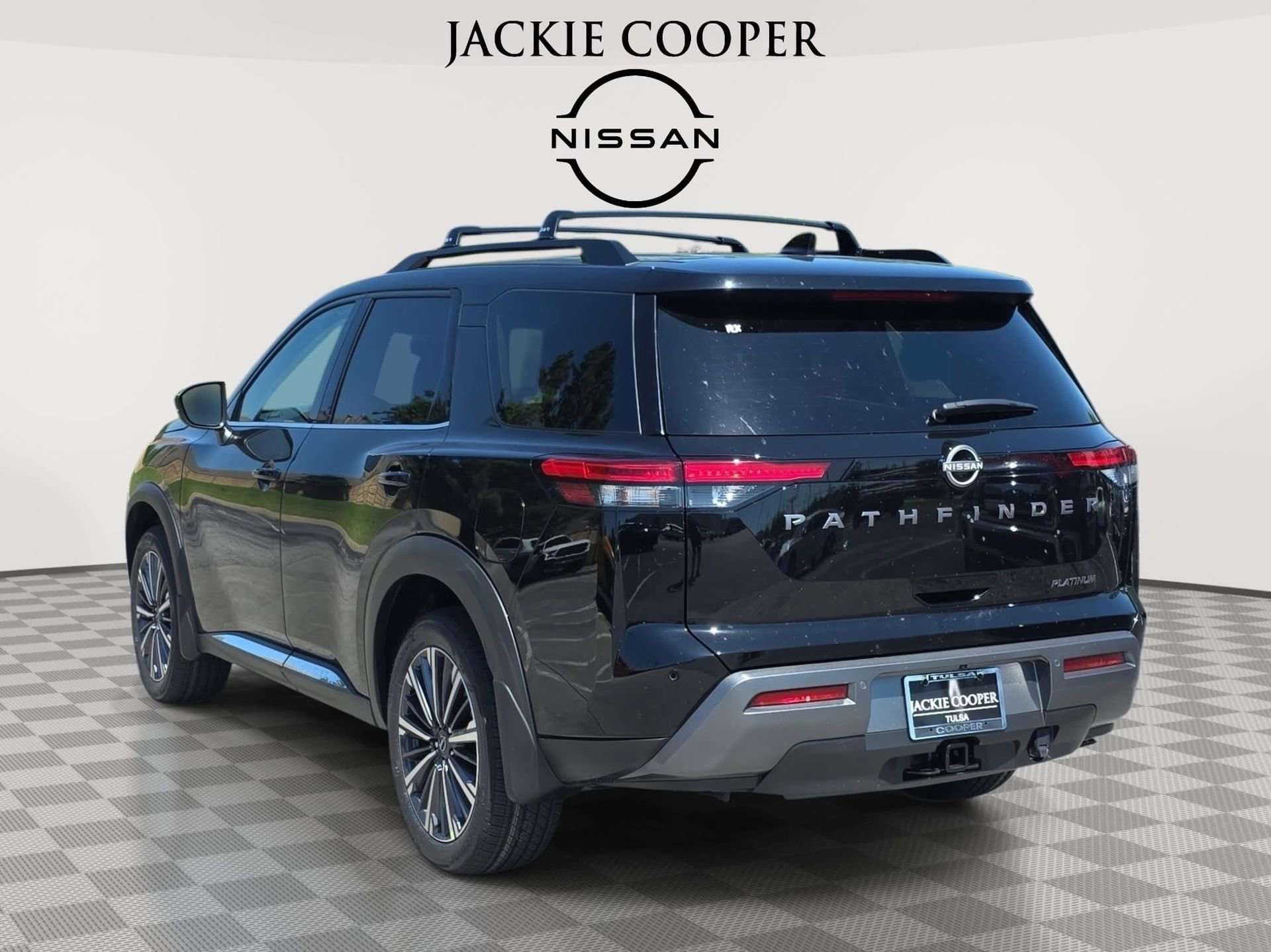 New 2026 Nissan Pathfinder Platinum FWD image 7