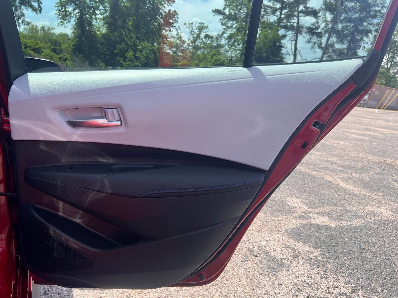 Used 2020 Toyota Corolla SE image 19